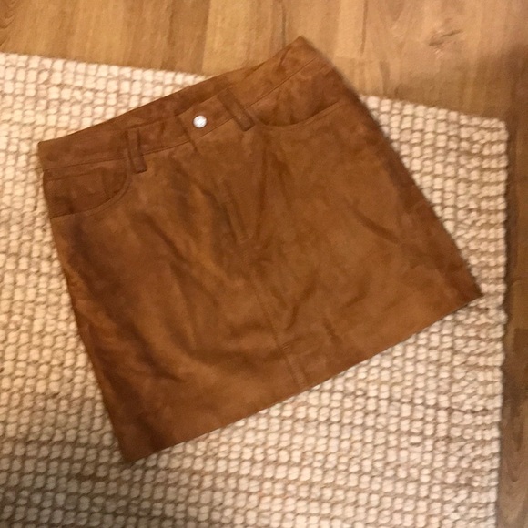 Lucky brand suede skirt - Picture 2 of 6